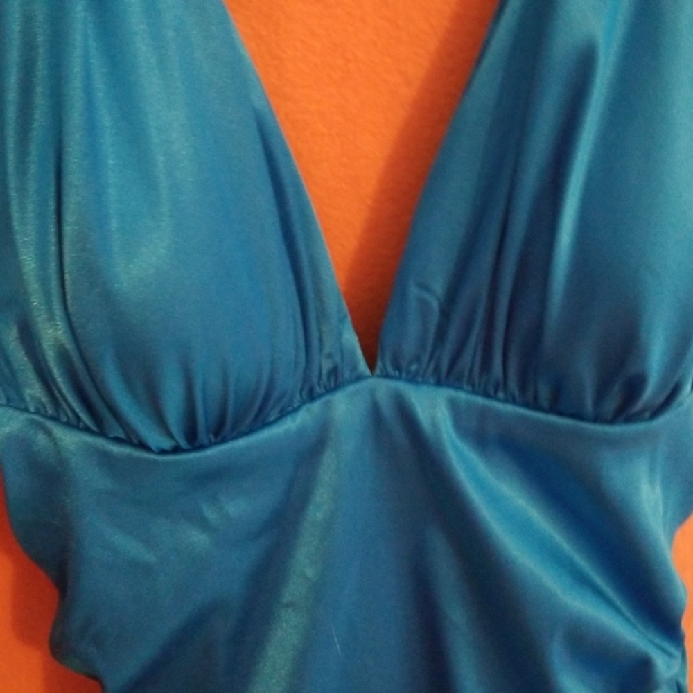 Blue dress - Picture 3 of 7